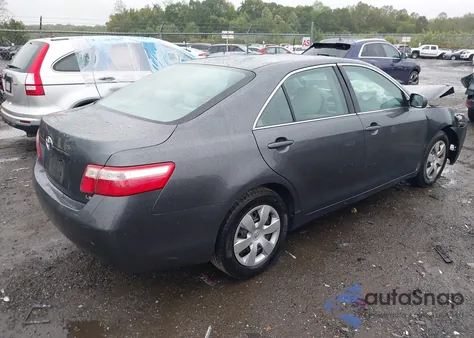 2009 Toyota Camry Le z USA, uszkodzony, nr VIN 4T1BE46K99U353140
